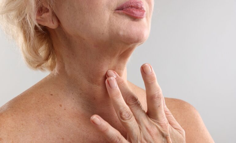 Dont Forget Your Neck – The Most Commonly Neglected Area in Skincare